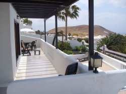 Secluded upper terrace for sunbathing