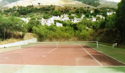 Community Tennis court