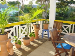 Upstairs veranda deck