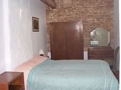 La Grange bedroom