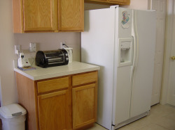 Kitchen/fridge-freezer area