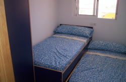 2 X single Beds.
