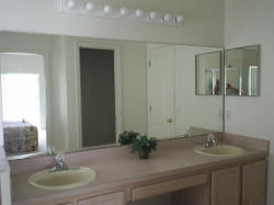 En-Suite Master Bathroom