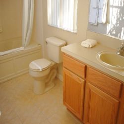 Full size Bathroom