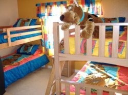 Bunk bed scooby doo bedroom for those li