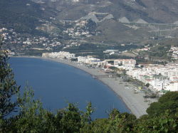 La Herradura Beach - 3 minutes away!