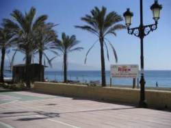 Sabinillas beach front - 3 mins drive