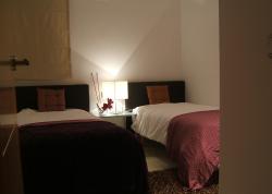 Stylish twin bedroom