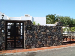 FRONT OF VILLA