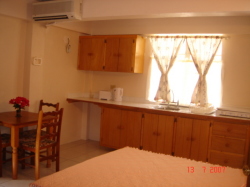 Kitchenette Room 1