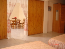 Towards kitchenette & dinning area Rm 4