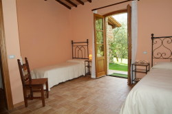 Twin bedroom