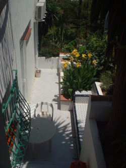 Side terrace for 2 bedroom apartment