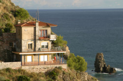 PARADISIACAL LOCATION