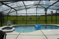 Fantastic South Facing Pool & Spa