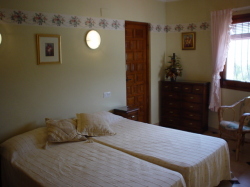 Master bedroom (Option of Kingsize Doubl