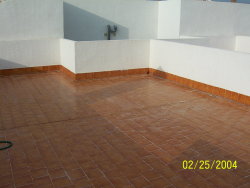 lARGE ROOF TERRACE
