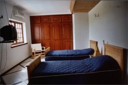 Twin bedroom