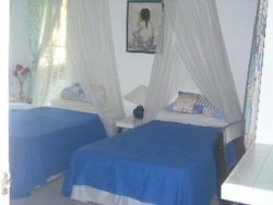 Twin bedroom