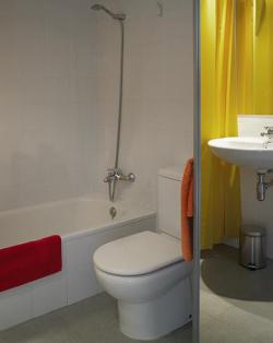 full bathroom for your comfort