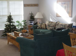 LOUNGE 1