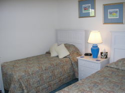 TWIN BEDDED ROOM WITH CABLE TV