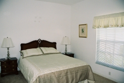 Bedroom 1, Queen Bed, Color TV