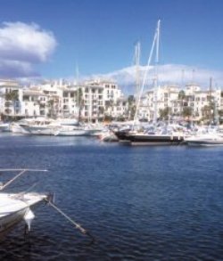 Puerto Banus is only a short drive away